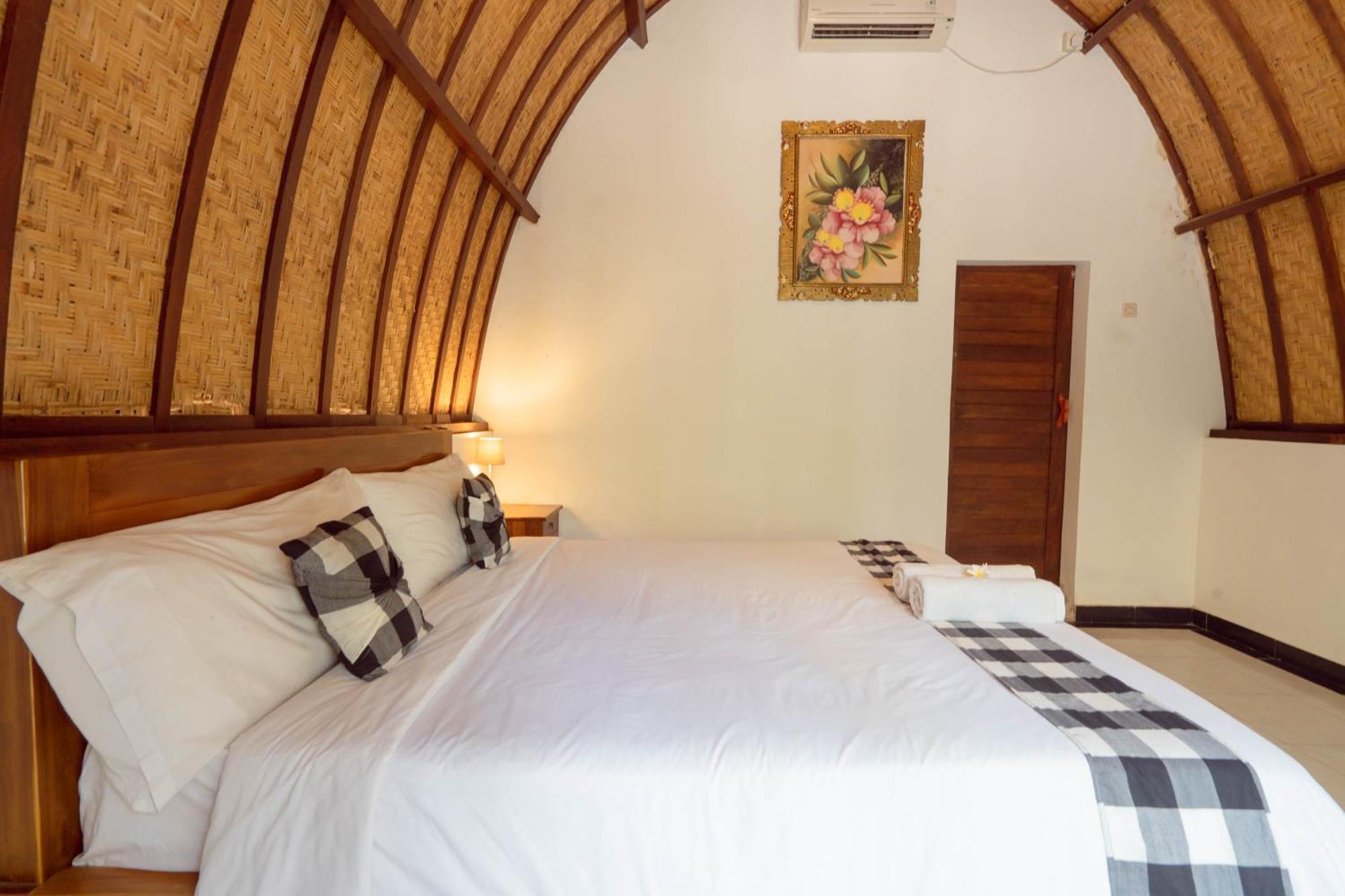 Ratu Cottage By Ourstory Travels Batununggul Exterior photo